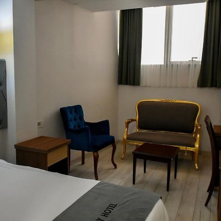 Bursa Grand Family Hotel Bagian luar foto