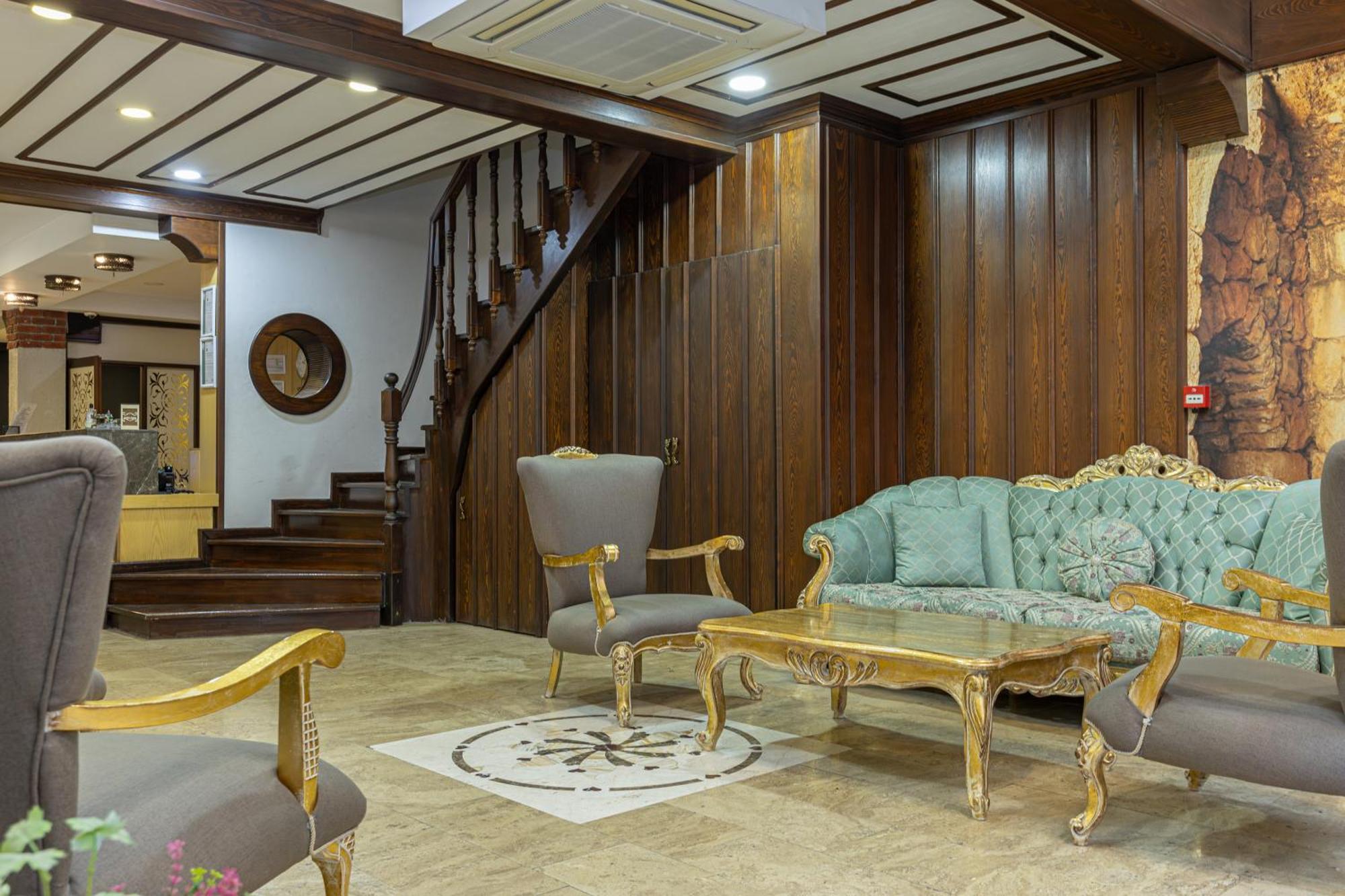 Bursa Grand Family Hotel Bagian luar foto