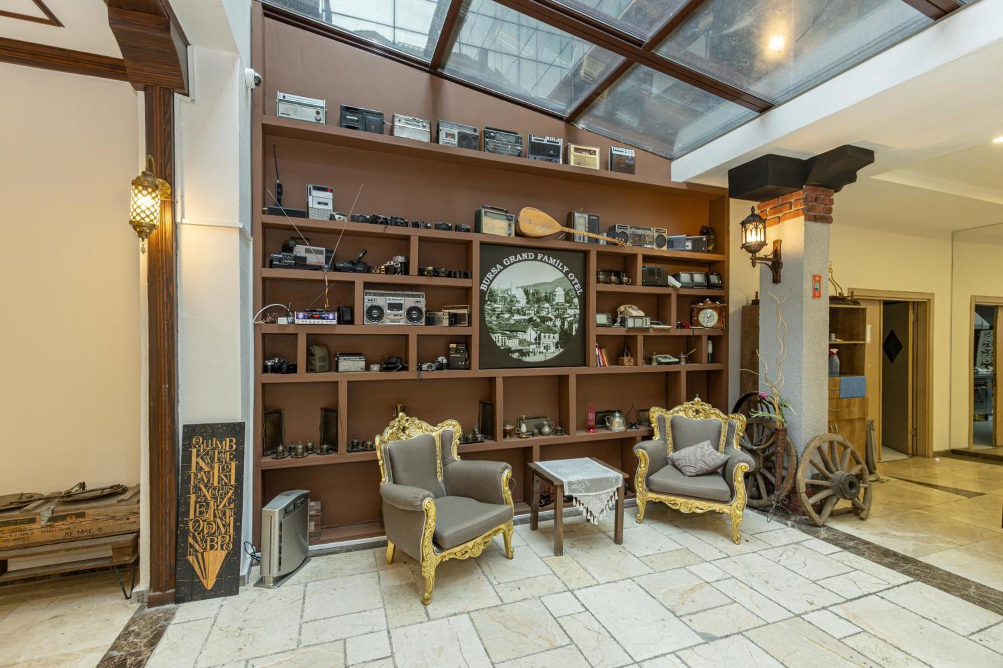 Bursa Grand Family Hotel Bagian luar foto