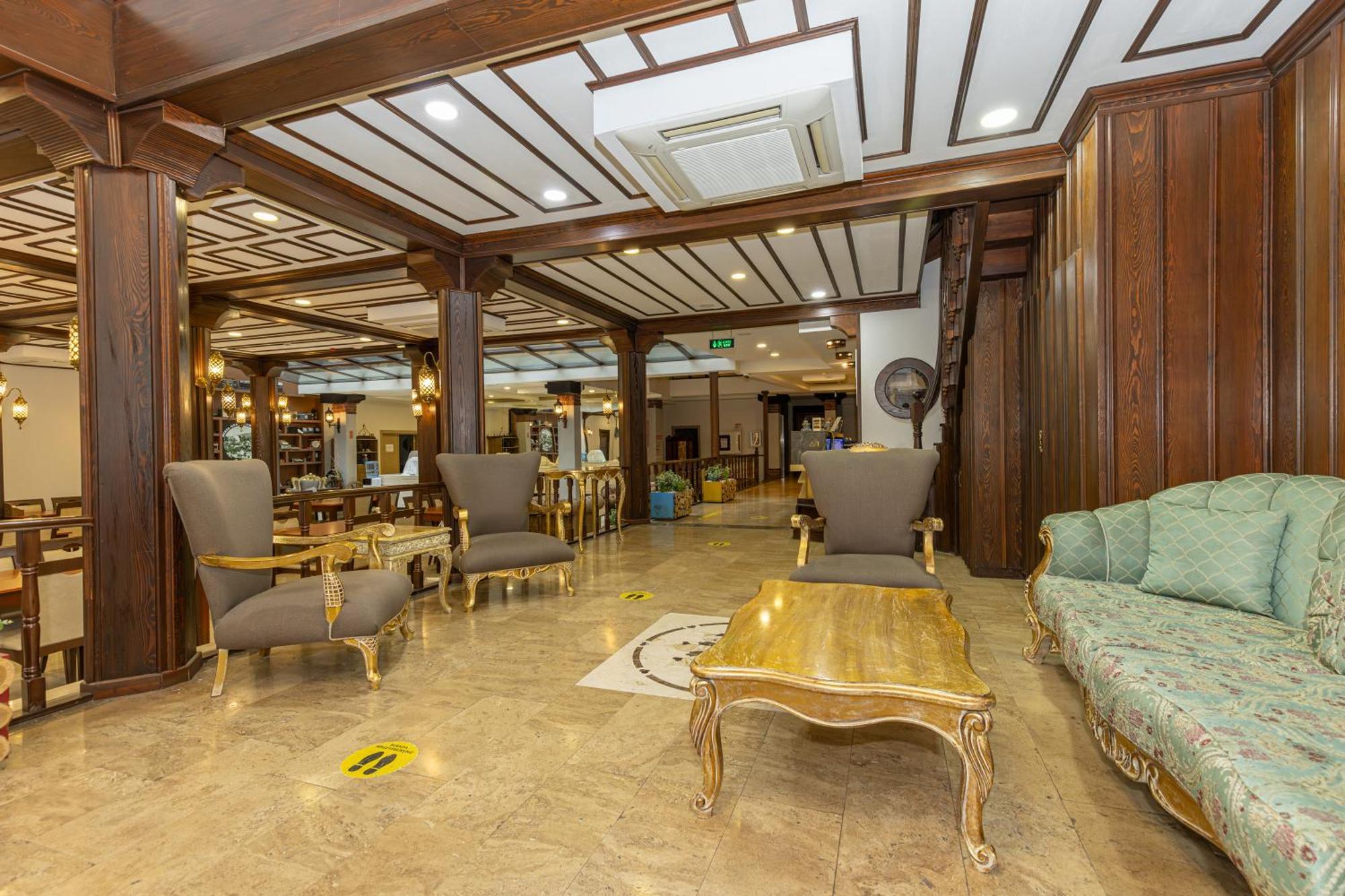 Bursa Grand Family Hotel Bagian luar foto