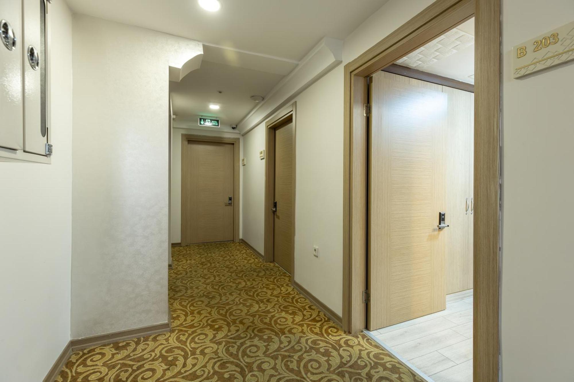 Bursa Grand Family Hotel Bagian luar foto