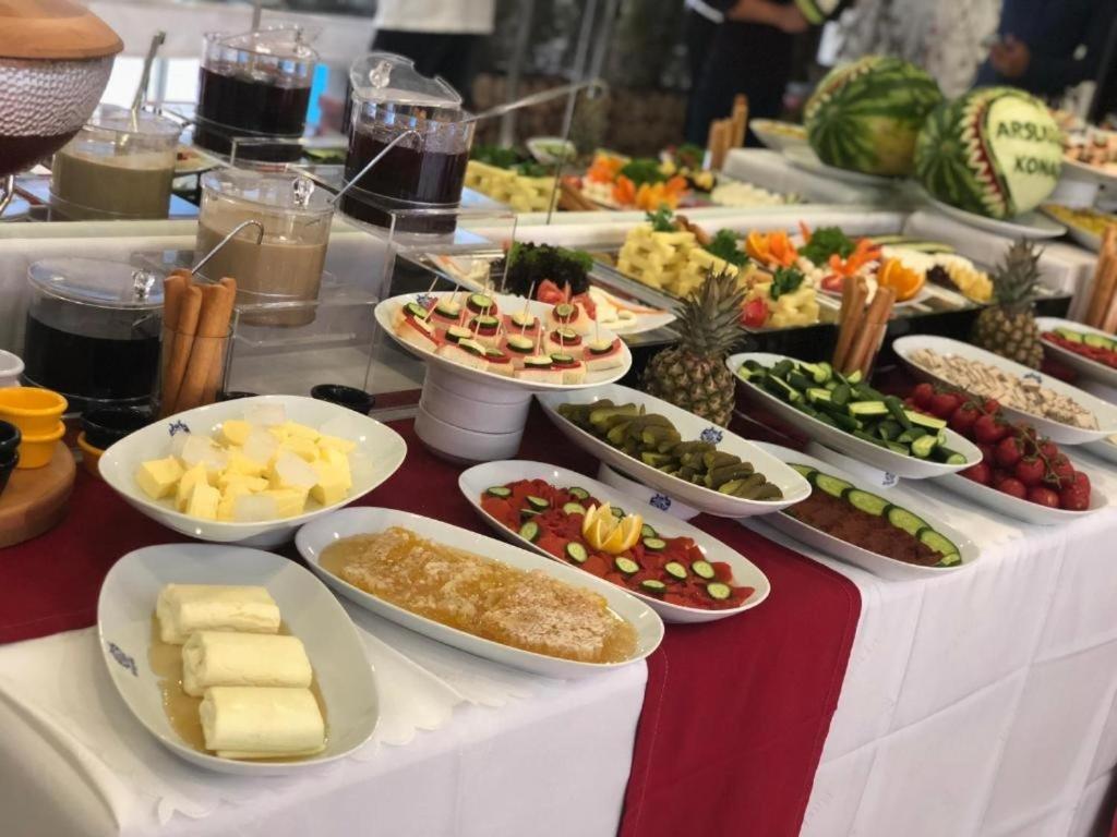 Bursa Grand Family Hotel Bagian luar foto