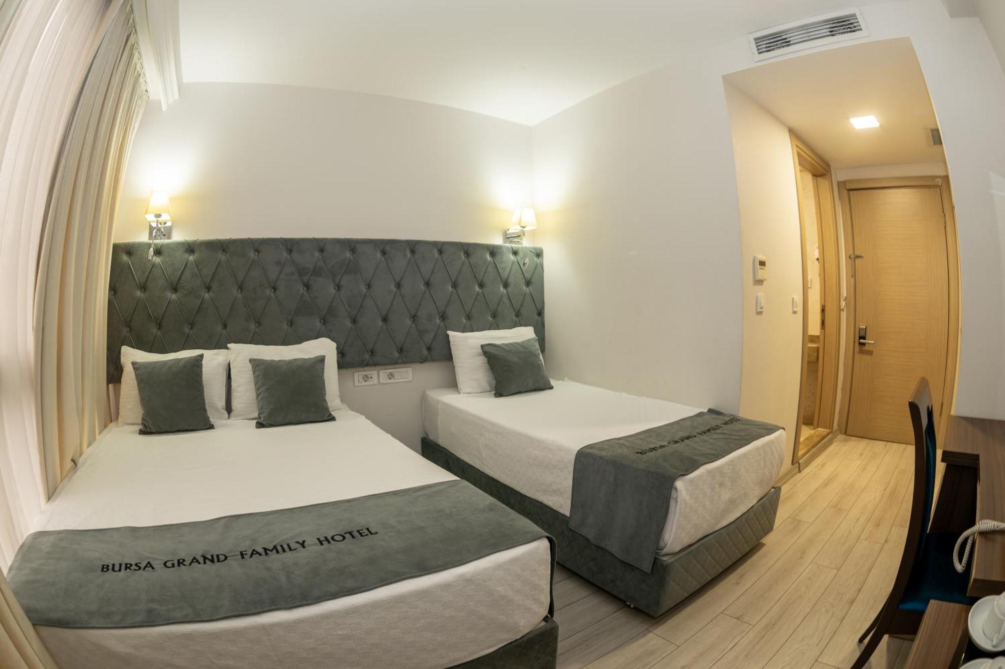Bursa Grand Family Hotel Bagian luar foto