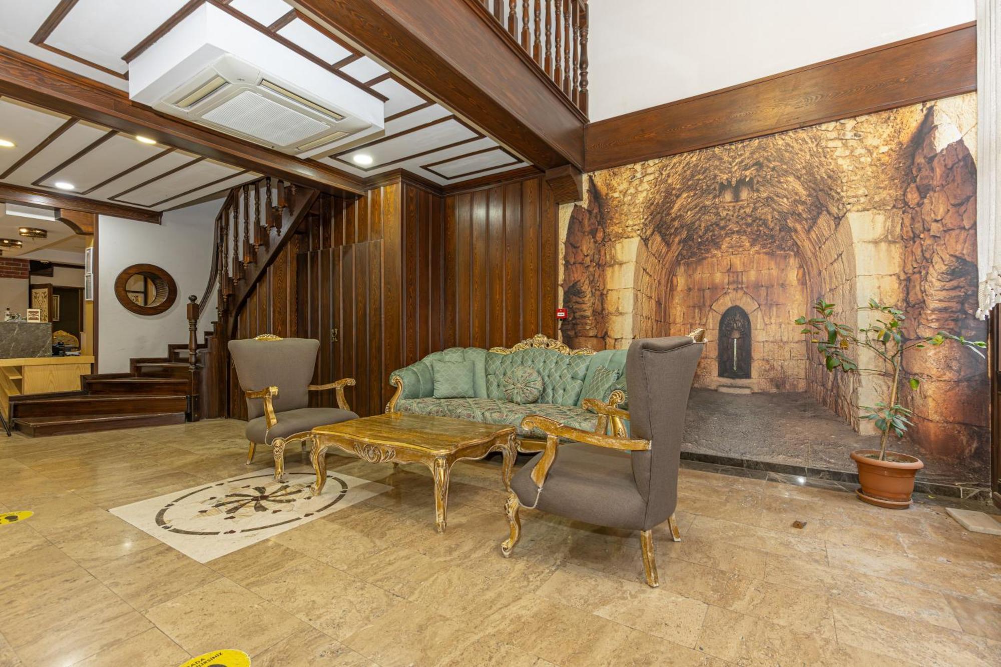 Bursa Grand Family Hotel Bagian luar foto