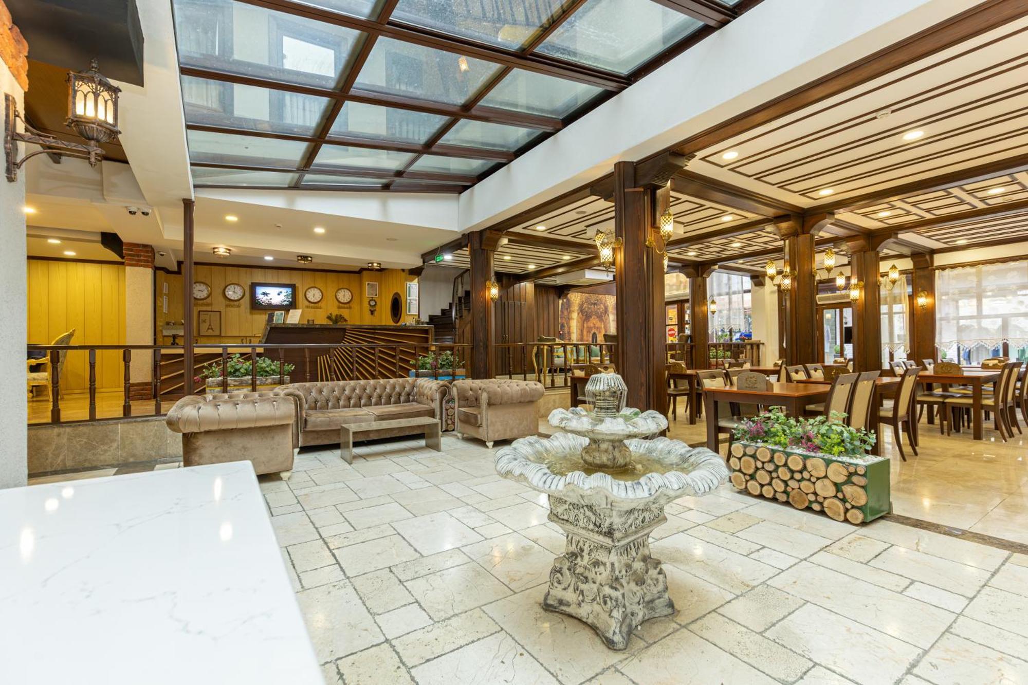 Bursa Grand Family Hotel Bagian luar foto