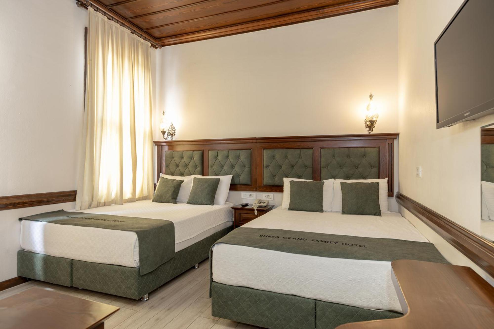 Bursa Grand Family Hotel Bagian luar foto