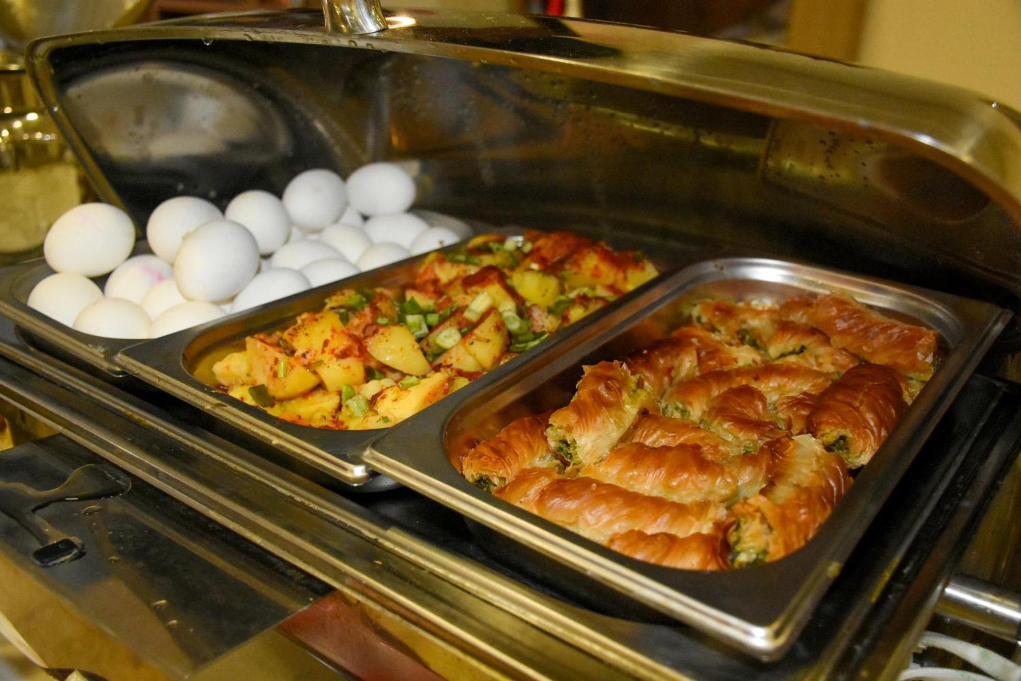 Bursa Grand Family Hotel Bagian luar foto